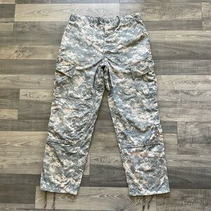 36x32 US Army Camouflage Combat Cargo Trousers Men’s MEDIUM Dessert Digital Camo
